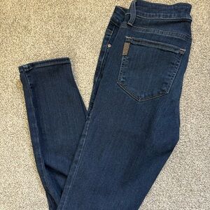 Women's size 28 Paige skinny Blue Jeans EUC